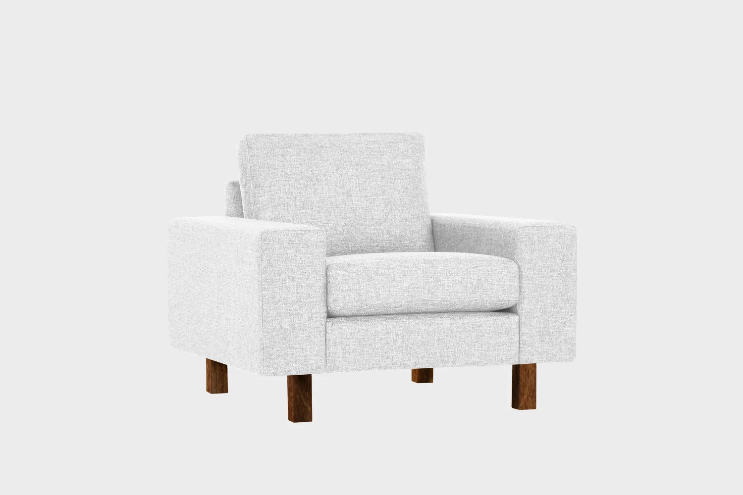 studio-xl-lepotuoli-100x90-das50light-pahkina-finsoffat Valkoinen kangasverhoiltu nojatuoli pähkinän värisillä jaloilla. Tuolissa on leveät käsinojat ja se on asetettu viistosti vaalean harmaata taustaa vasten.